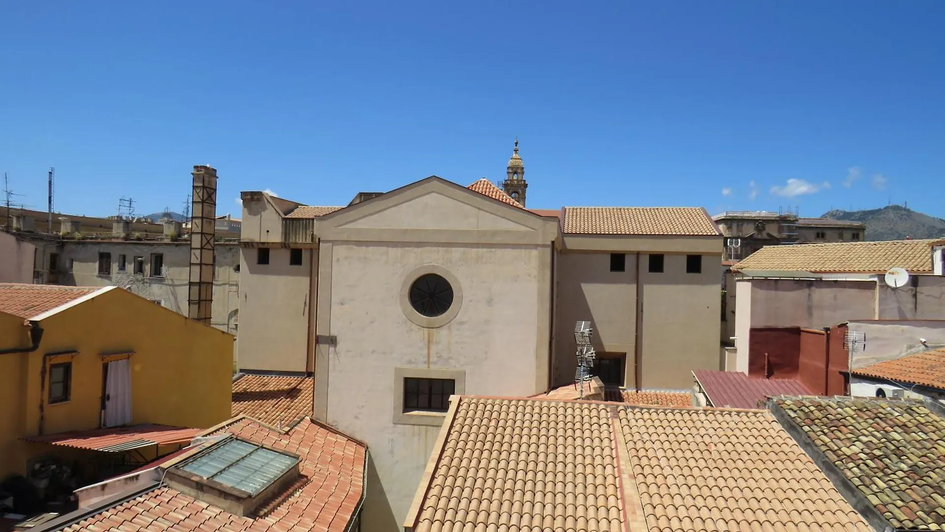 Sunny Loft With Terrace And Jacuzzi In The City Centre Παλέρμο Ιταλία