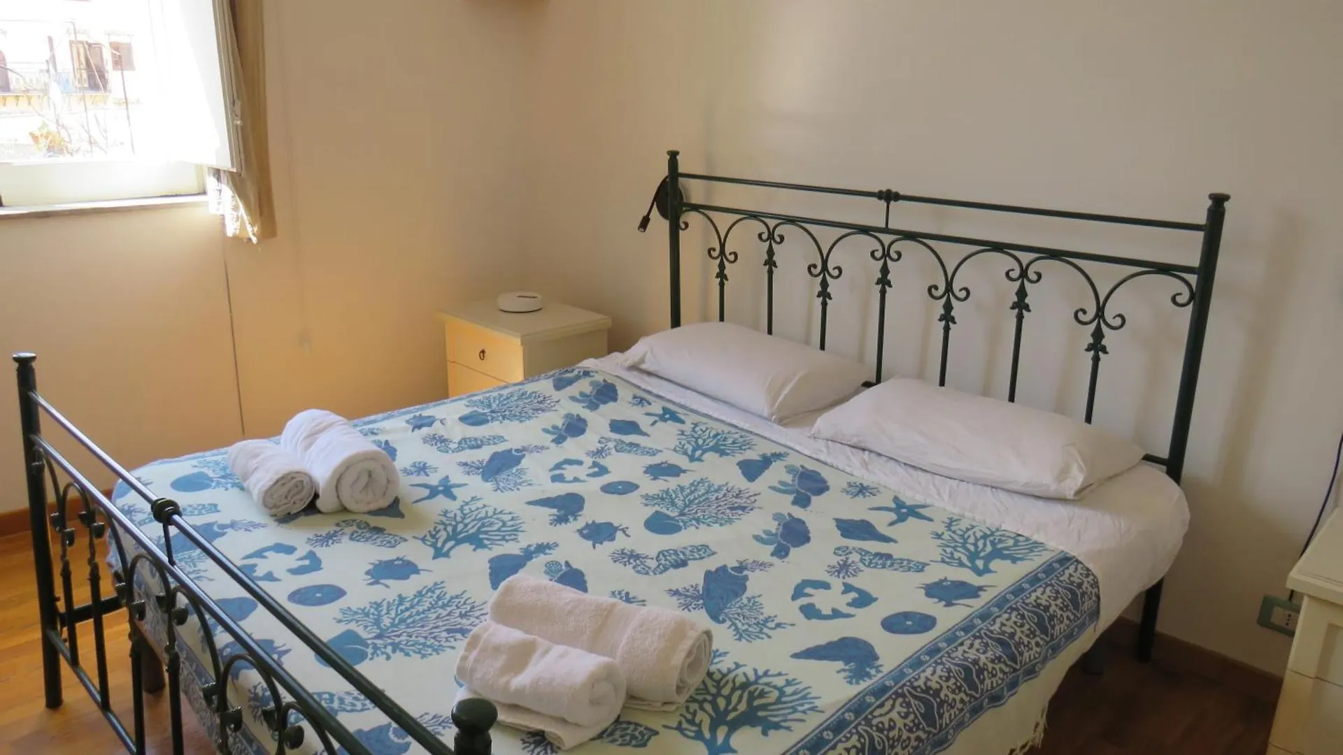 Sunny Loft With Terrace And Jacuzzi In The City Centre Παλέρμο