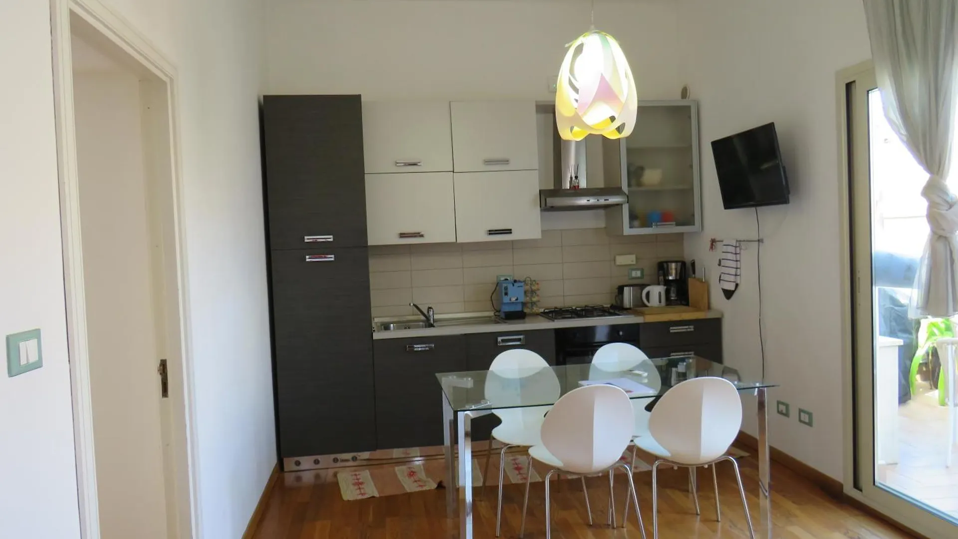 Sunny Loft With Terrace And Jacuzzi In The City Centre Παλέρμο Ιταλία