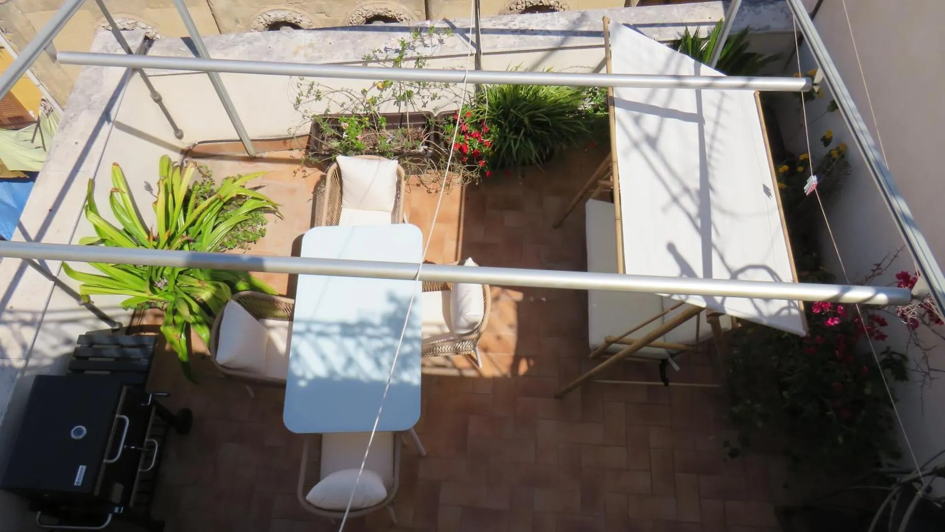 Διαμέρισμα Sunny Loft With Terrace And Jacuzzi In The City Centre Παλέρμο