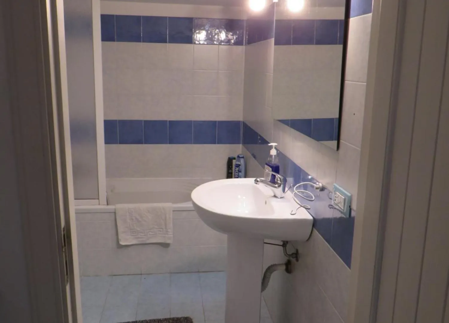 Sunny Loft With Terrace And Jacuzzi In The City Centre Παλέρμο