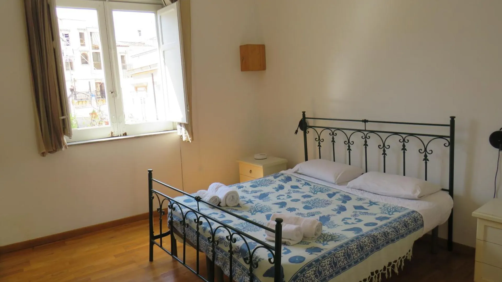 Sunny Loft With Terrace And Jacuzzi In The City Centre Παλέρμο Διαμέρισμα