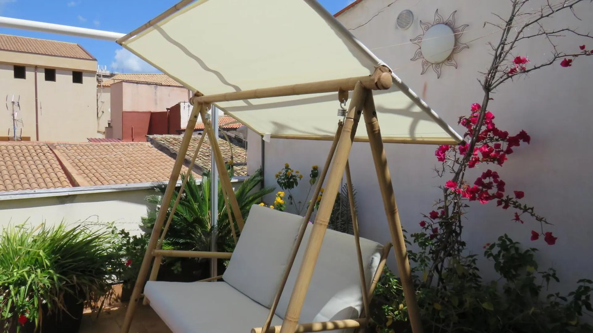 Sunny Loft With Terrace And Jacuzzi In The City Centre Παλέρμο Διαμέρισμα